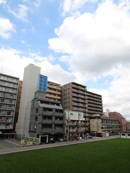 物件内観写真15　(室内からの展望)