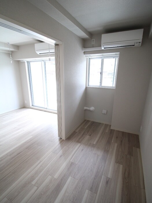 物件内観写真17　(居室)