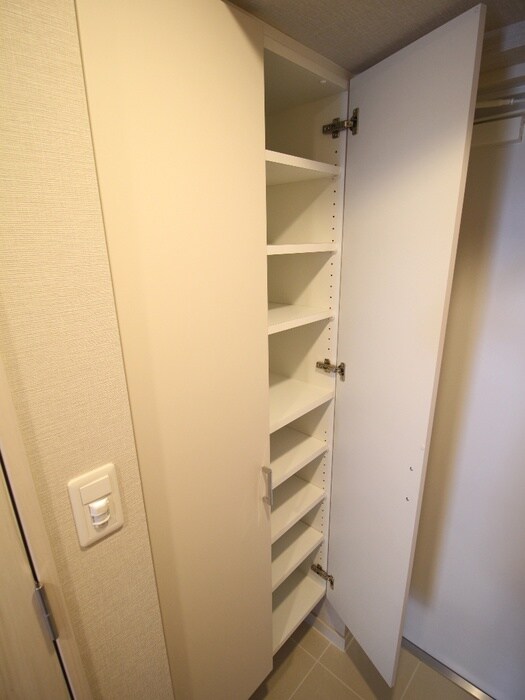 物件内観写真20　(靴箱)