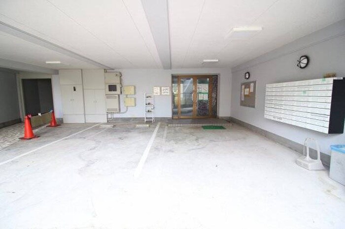 物件外観写真4　(建物設備)