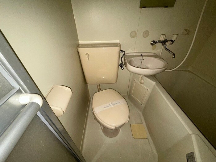 物件内観写真11　(トイレ)