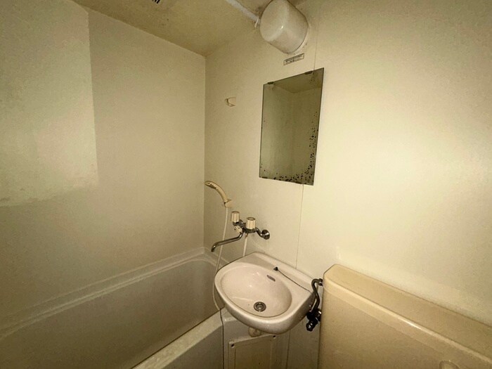 物件内観写真12　(洗面)