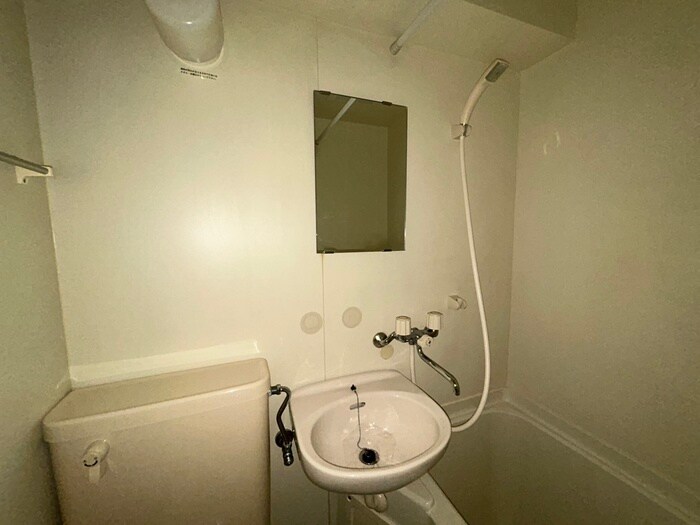 物件内観写真12　(洗面)