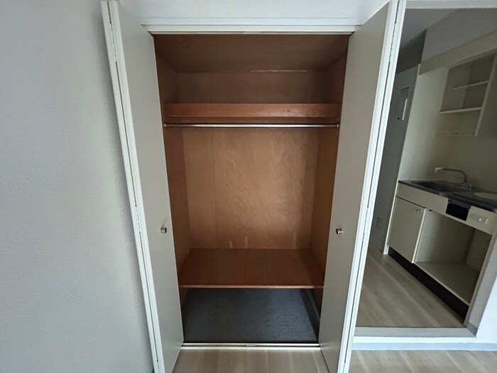 物件内観写真13　(収納)