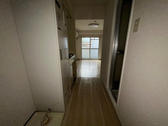 物件内観写真19　(廊下)