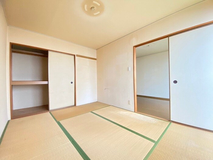 物件内観写真11　(居室)