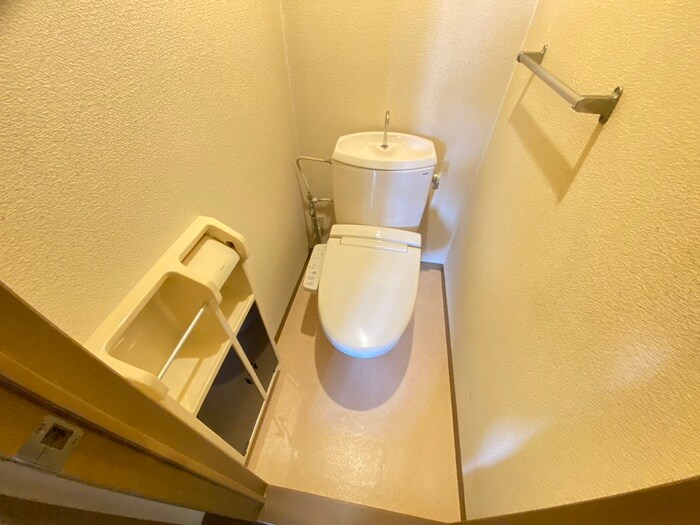 物件内観写真15　(トイレ)