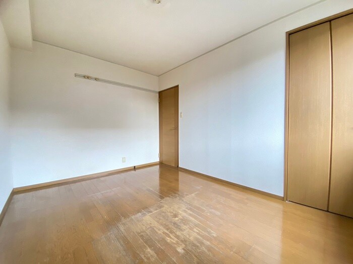 物件内観写真16　(居室)