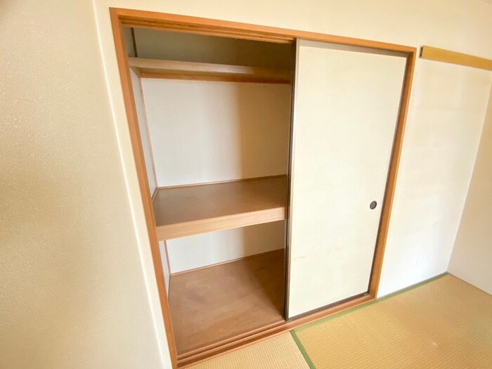 物件内観写真18　(収納)