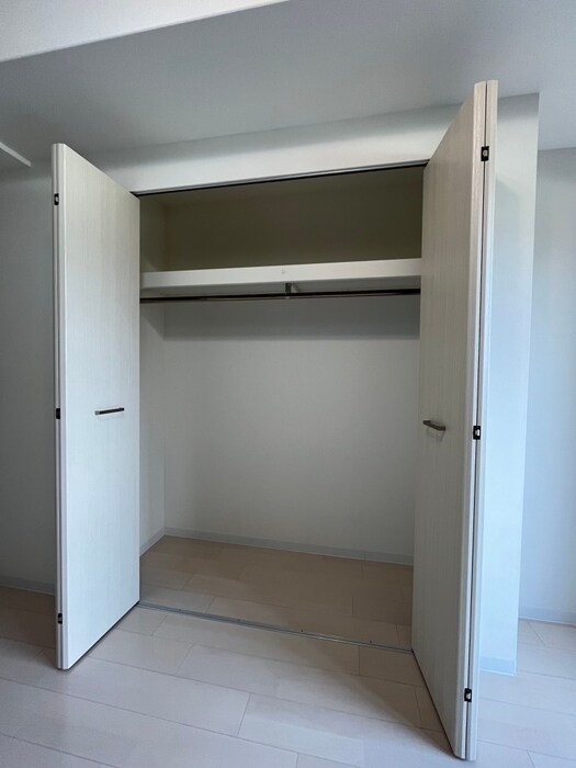 物件内観写真15　(収納)