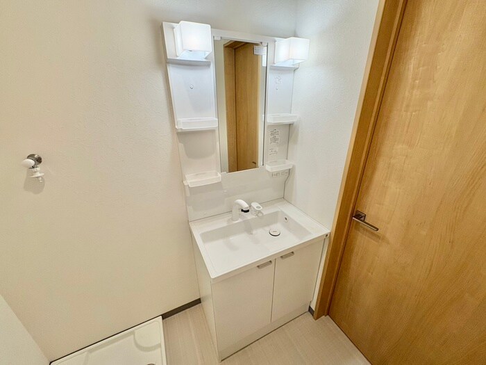 物件内観写真12　(洗面)