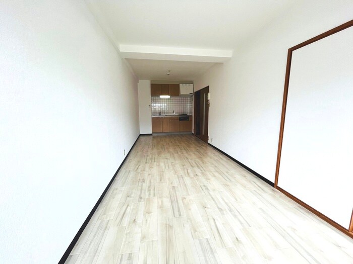 物件内観写真7　(居室)