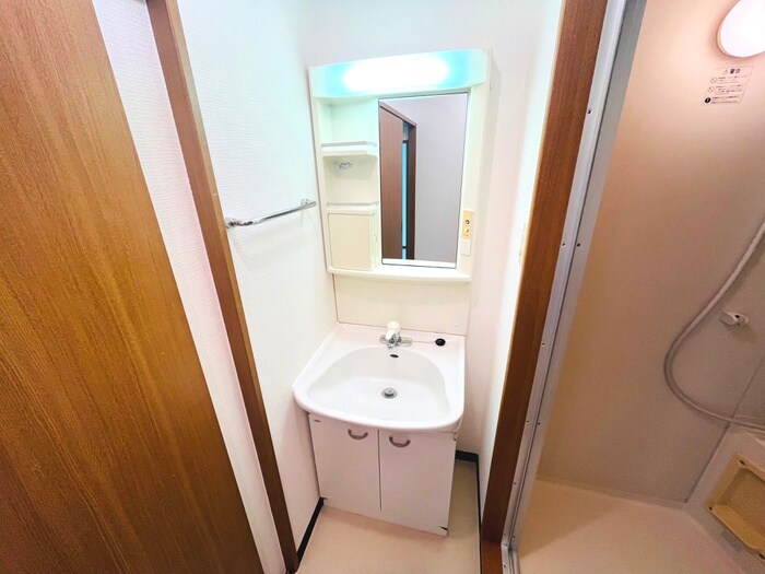 物件内観写真11　(洗面)