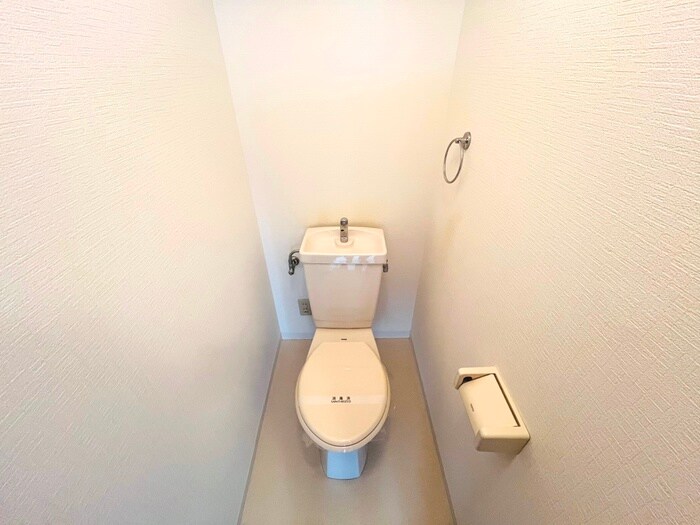 物件内観写真12　(トイレ)