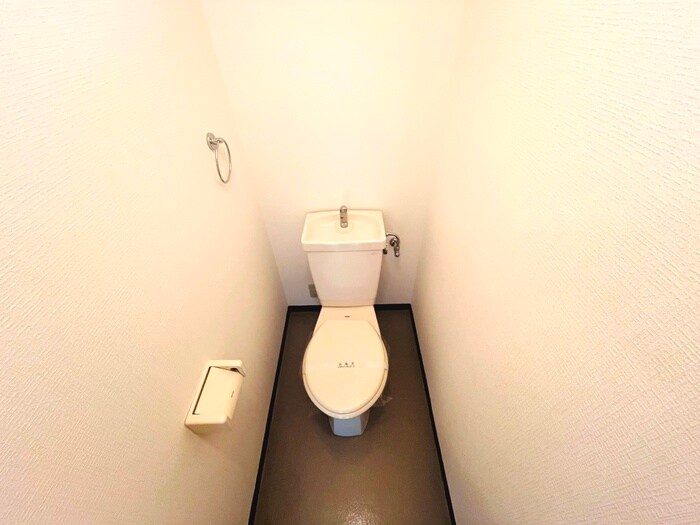 物件内観写真12　(トイレ)