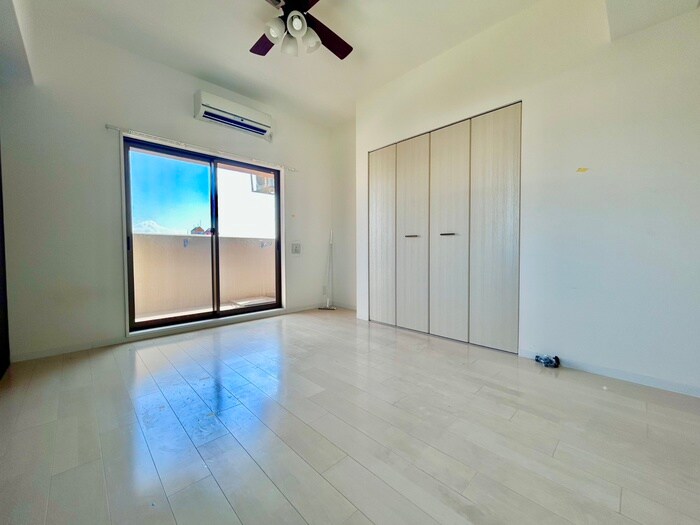 物件内観写真8　(居室)