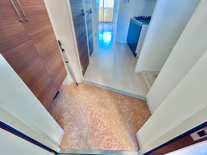 物件内観写真14　(玄関)