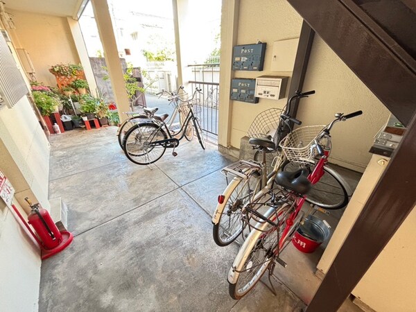 駐輪場