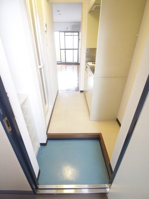 物件内観写真14　(廊下)