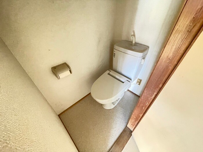 物件内観写真11　(トイレ)