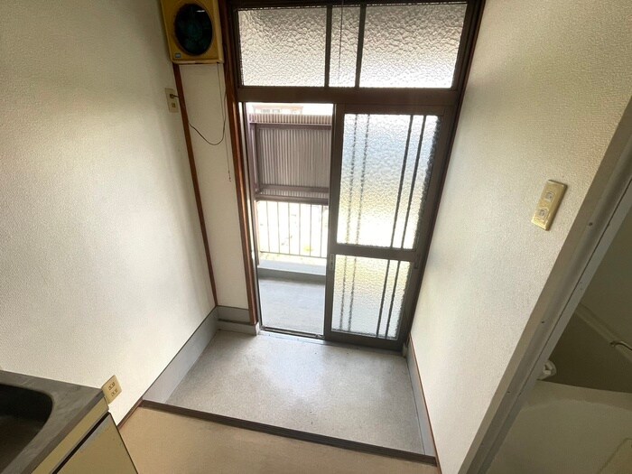 物件内観写真17　(玄関)