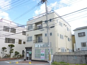 矢野マンション外観写真