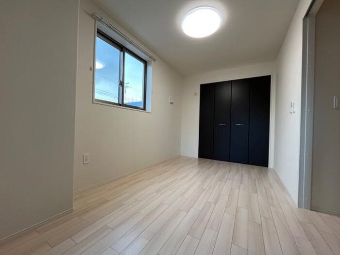 物件内観写真19　(居室)