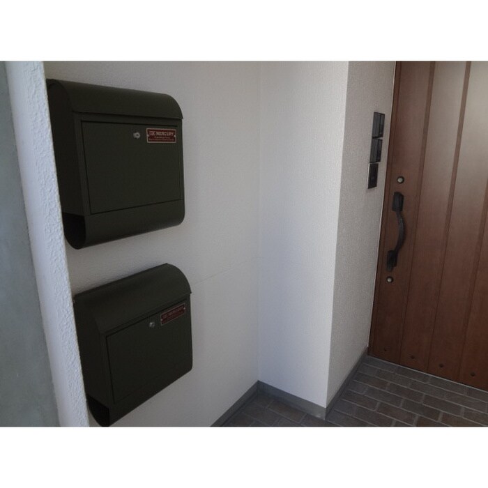 物件内観写真21　(玄関)