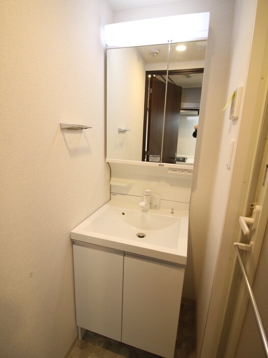 物件内観写真9　(洗面)