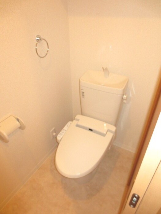 物件内観写真12　(トイレ)