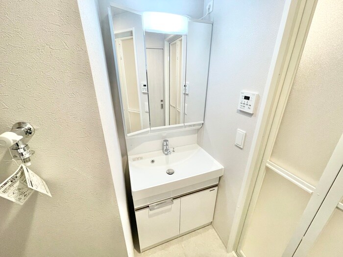 物件内観写真10　(洗面)