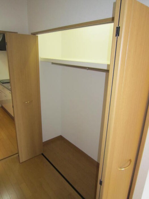 物件内観写真14　(収納)