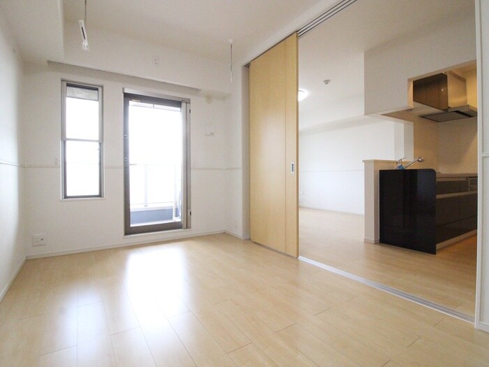 物件内観写真9　(室内からの展望)