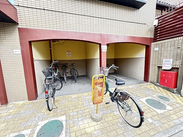 駐輪場
