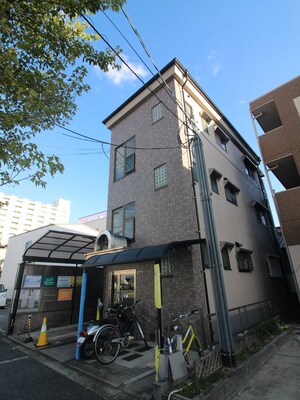 ツインズ外観写真