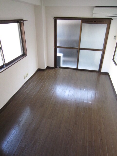 物件内観写真11　(居室)