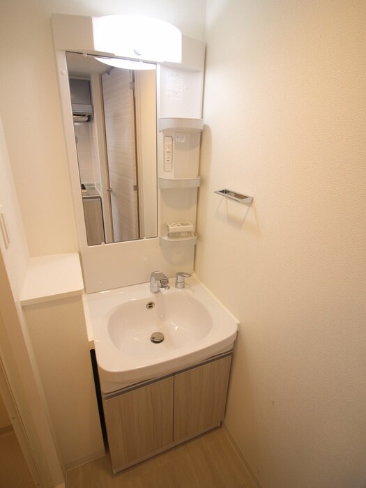 物件内観写真11　(洗面)