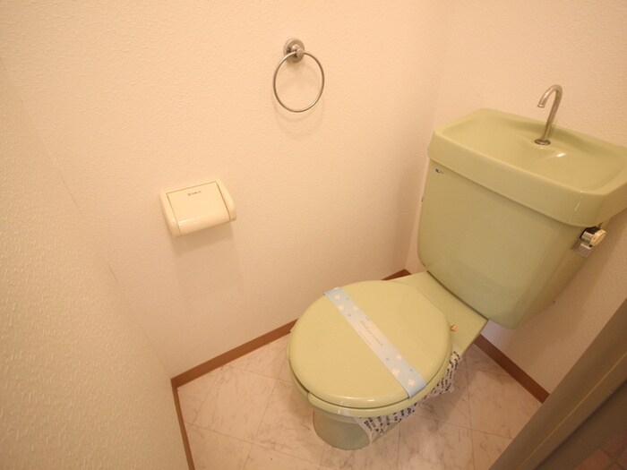 物件内観写真10　(トイレ)