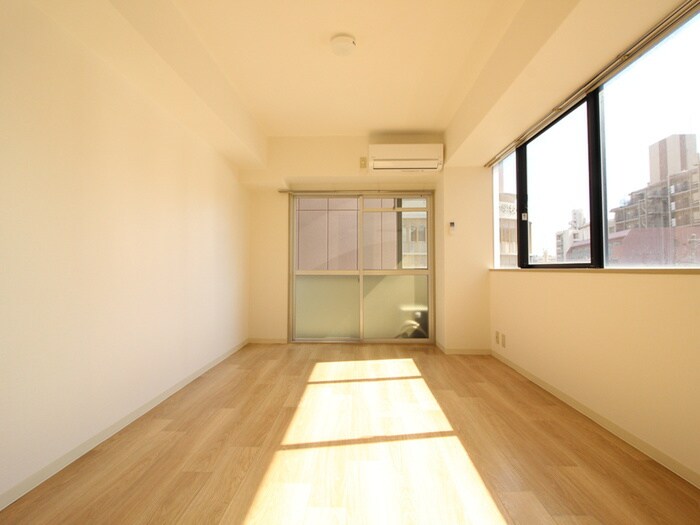 物件内観写真11　(居室)