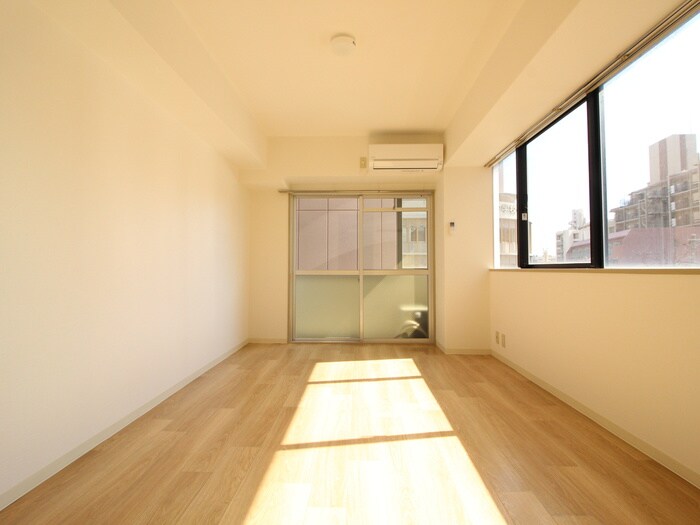 物件内観写真11　(居室)