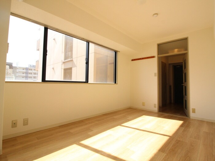 物件内観写真14　(居室)