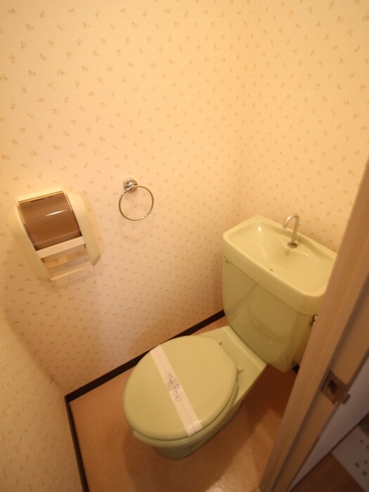 物件内観写真16　(トイレ)