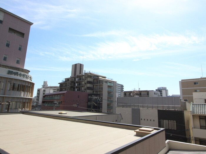 物件内観写真17　(室内からの展望)