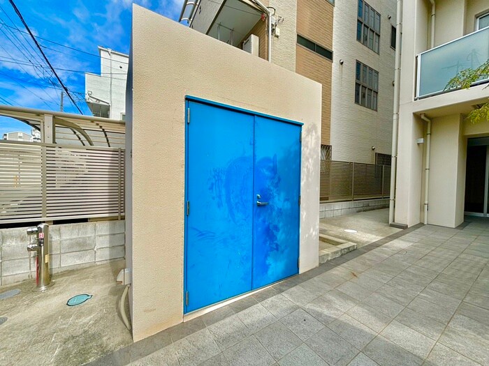 物件外観写真6　(建物設備)