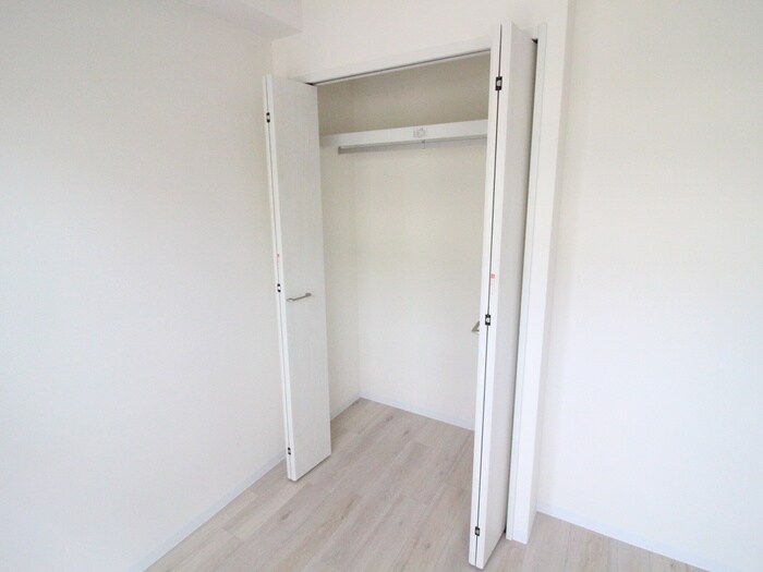 物件内観写真16　(収納)