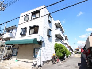 ＥＡＳＴ 1外観写真