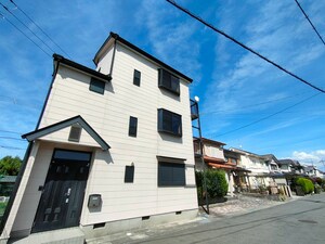 草津町貸家B棟外観写真