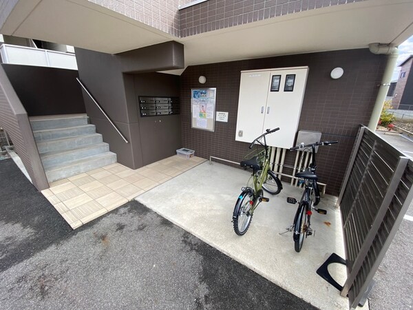 駐輪場