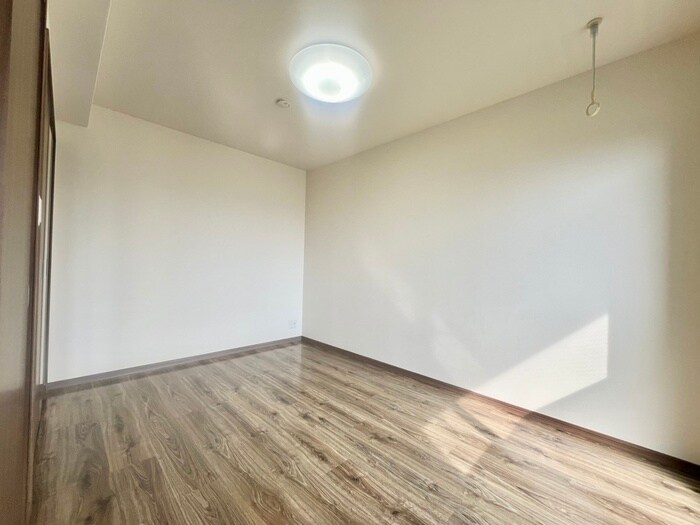 物件内観写真11　(居室)