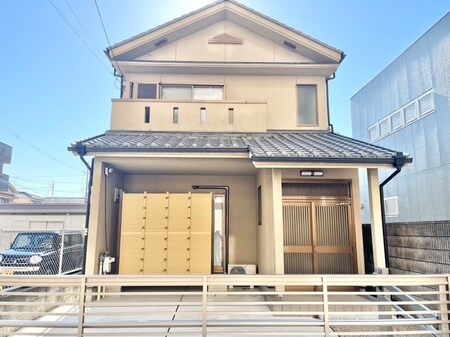 城陽駅前貸家外観写真